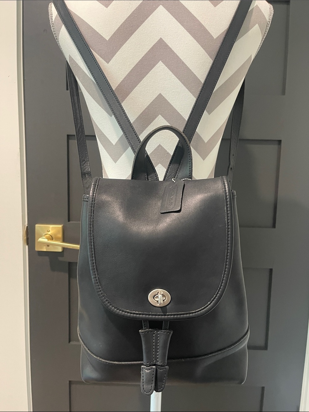 Vintage Coach Black Leather Daypack Turn lock Nickel Hardware With Hangtag 9791